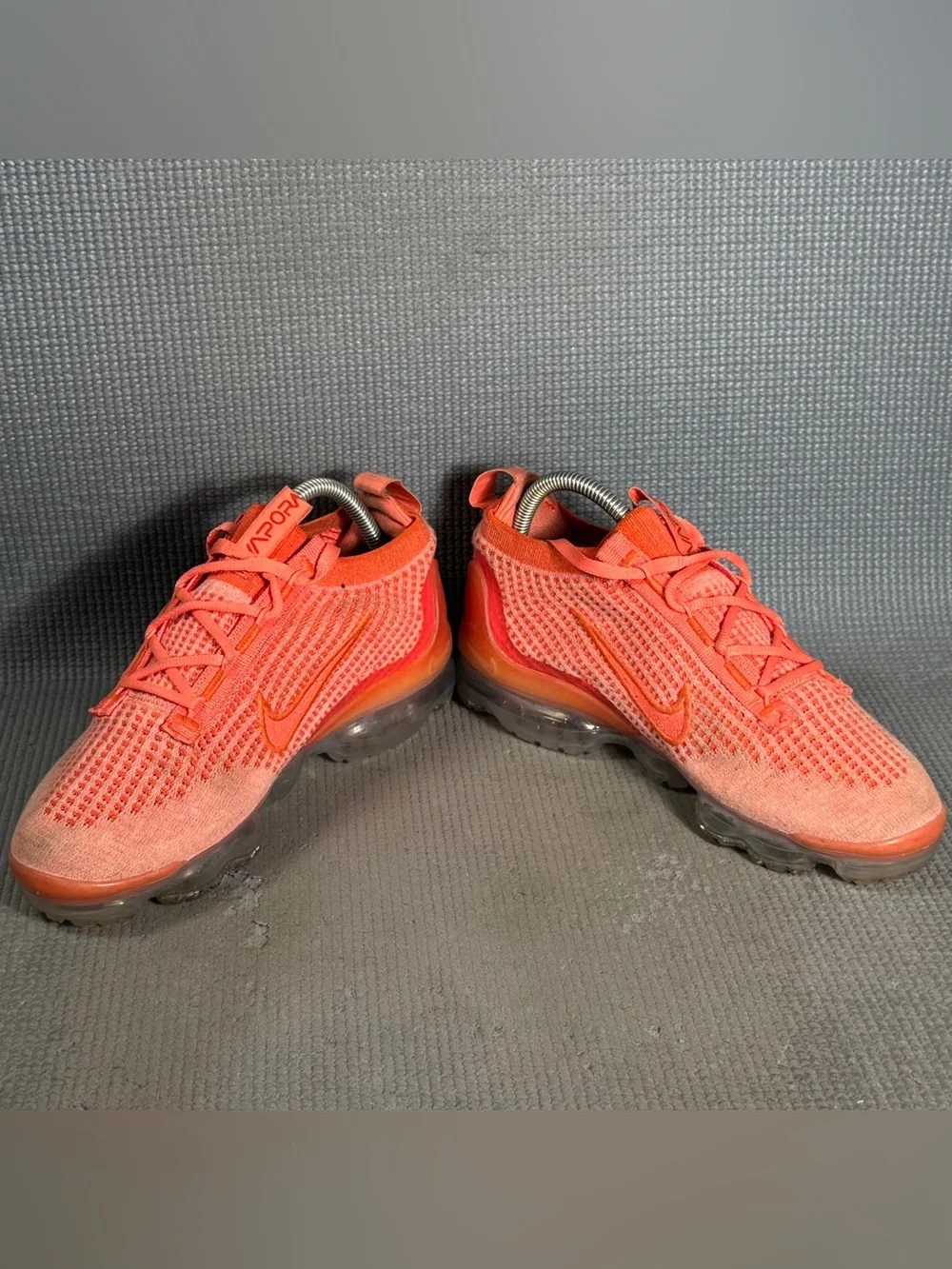 Nike Air VaporMax 2021 Flyknit in 'Magic Ember' Shoes DC4112-800 Women’s Sz 8.5 - Picture 5 of 11